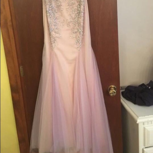 PROM DRESS - Picture 2 of 4